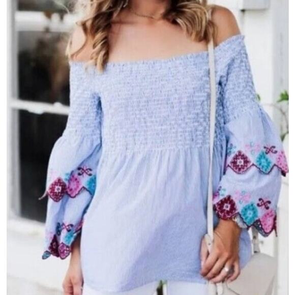 Ann Taylor LOFT Off Shoulder Blue Smocked Embroidered Top Size Large Petite - Picture 1 of 12